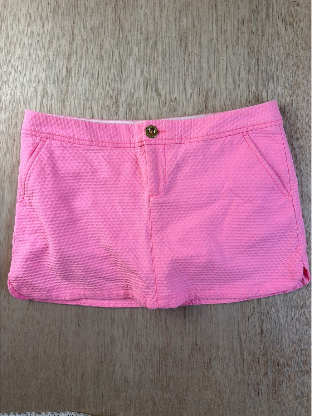 Lilly Pulitzer Hot Pink Textured Mini SkirtSkort Cotton Shorts Lining Size 4 EUC